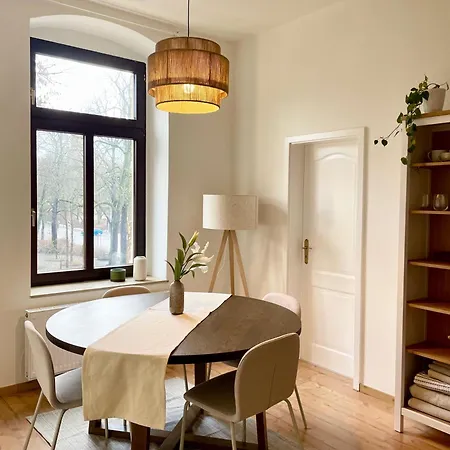 Stilvoll Und Gemuetlich Wohnen Am Schlosspark * Chemnitz (Saská Kamenice)