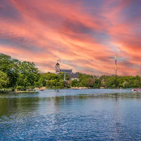 Stilvoll Und Gemuetlich Wohnen Am Schlosspark * Chemnitz (Saská Kamenice)