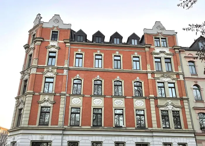 Stilvoll Und Gemuetlich Wohnen Am Schlosspark Apartament Chemnitz